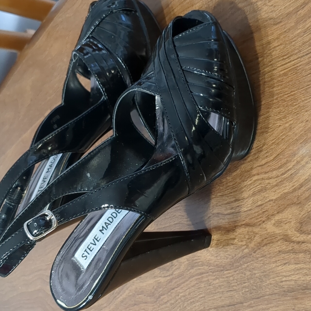 Steve Madden size 6m Black Color - Picture 2 of 8